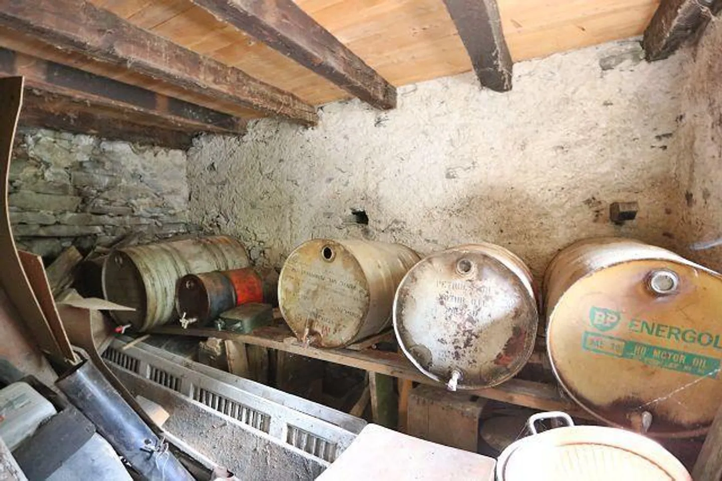 rustico di 5 locali e grande casa da ristrutturare - Foto 21 di 36