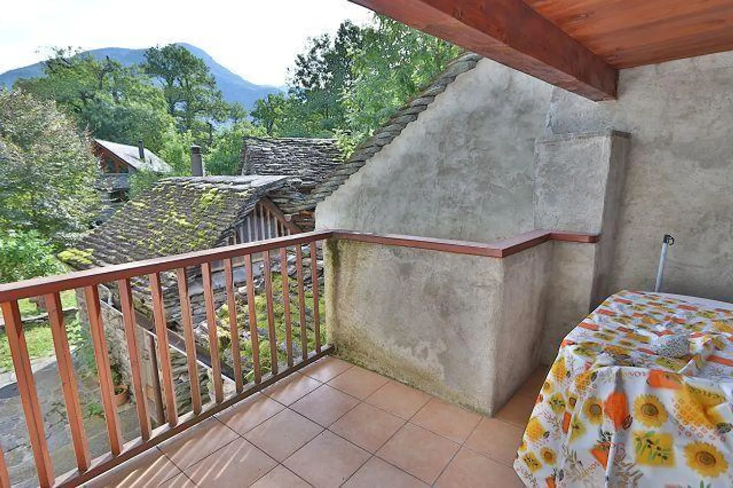 rustico di 5 locali e grande casa da ristrutturare - Foto 25 di 36