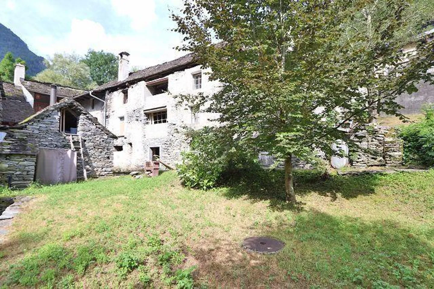 rustico di 5 locali e grande casa da ristrutturare - Foto 31 di 36