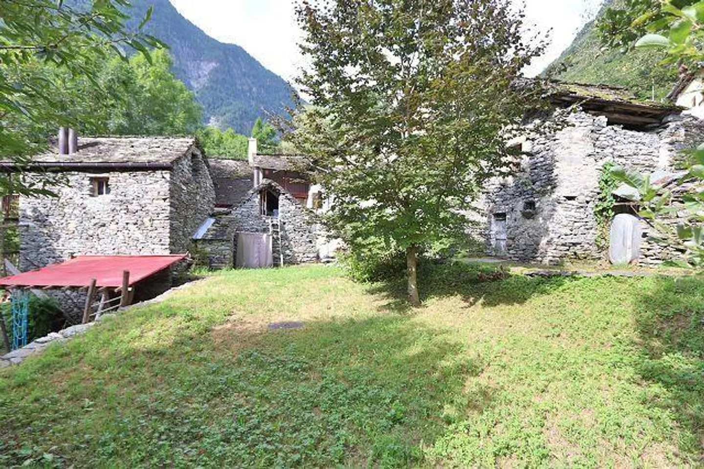 rustico di 5 locali e grande casa da ristrutturare - Foto 32 di 36