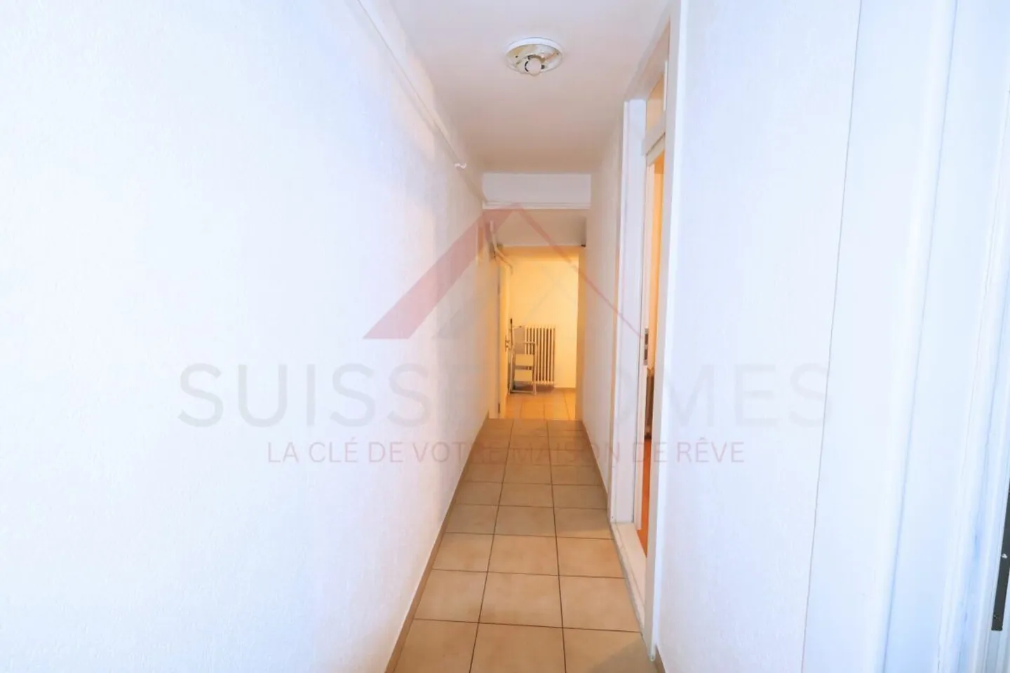 Maison spacieuse et lumineuse avec jardin et équipements de haute qualité - Photo 11 sur 22