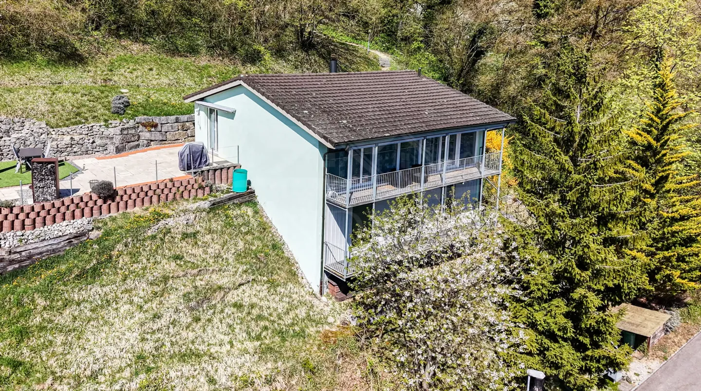 5.5-Room Single-Family House with Terrace and View in Trimbach - Photo 1 of 15