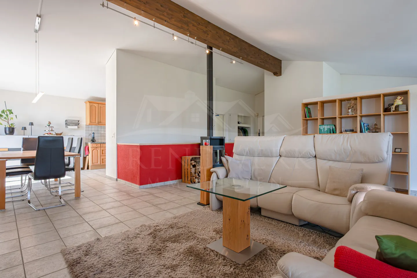 5.5-Room Single-Family House with Terrace and View in Trimbach - Photo 3 of 15