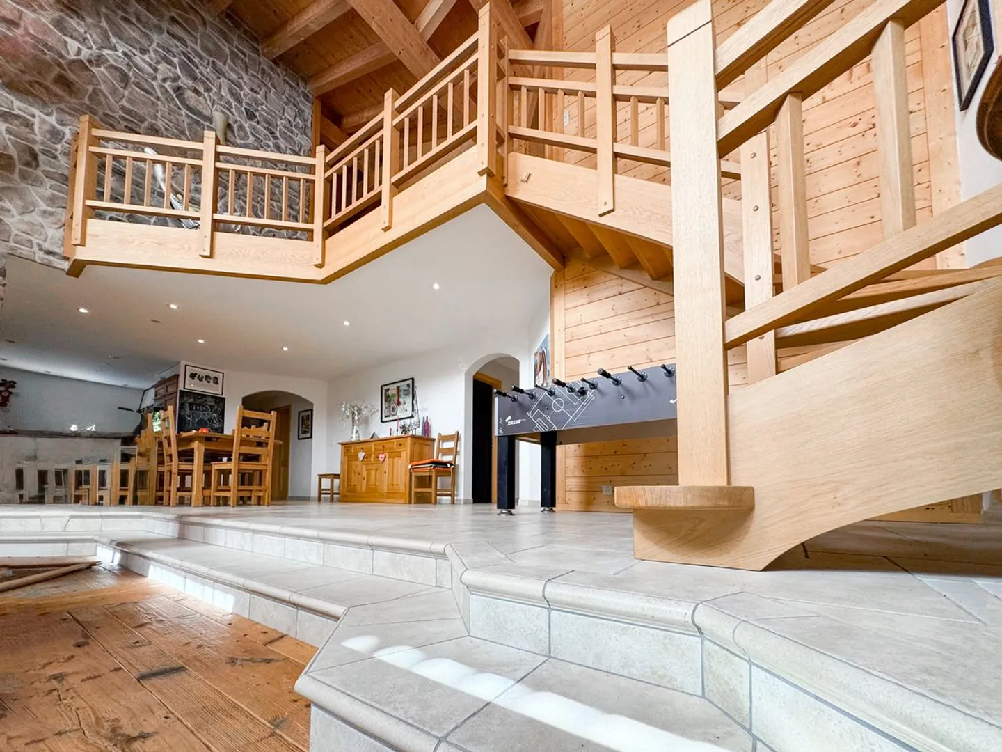 Magnificent chalet in a green setting! - Photo 7 of 13