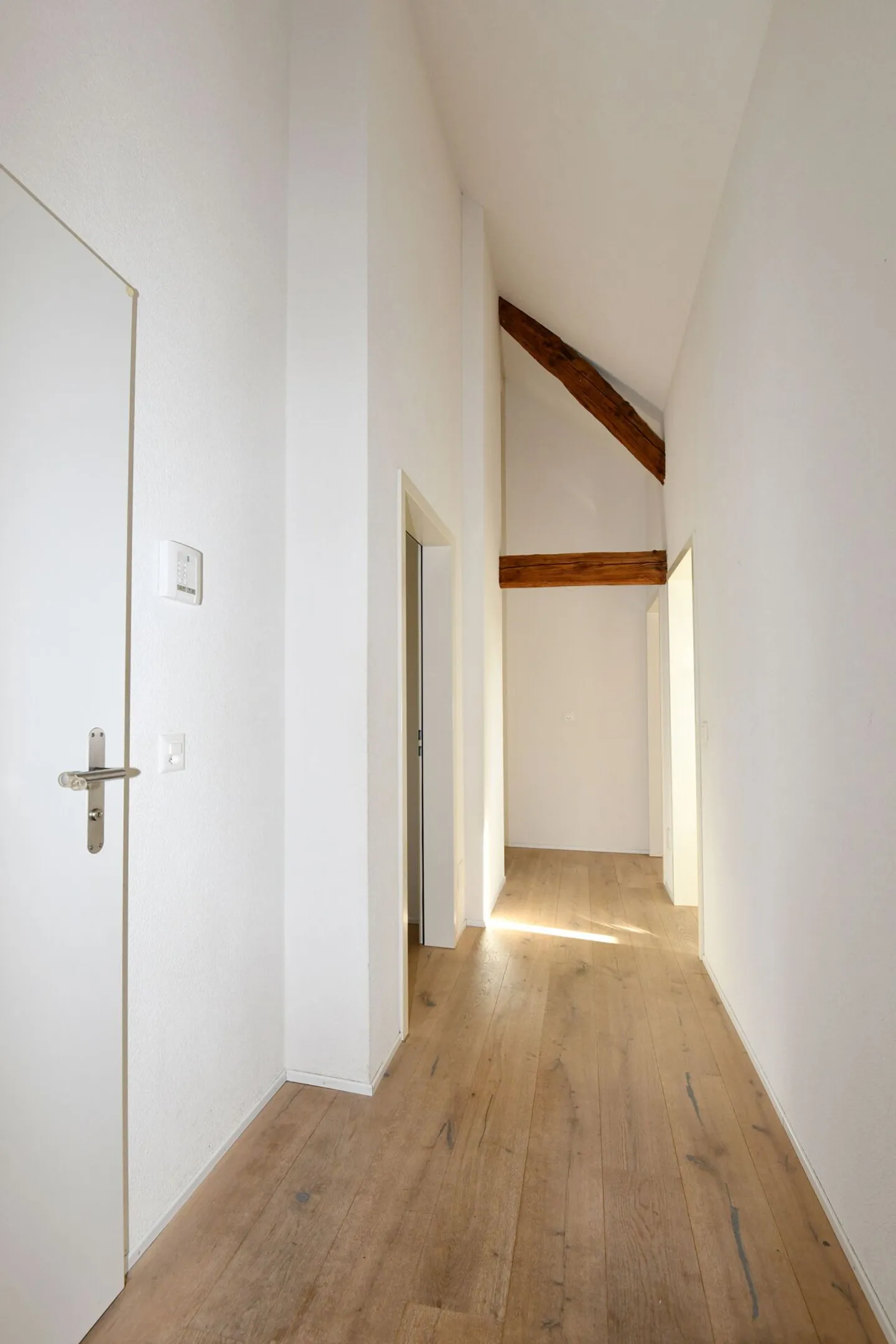 Spacious 4.5 Room Apartment in Kirchdorf - Photo 8 of 9