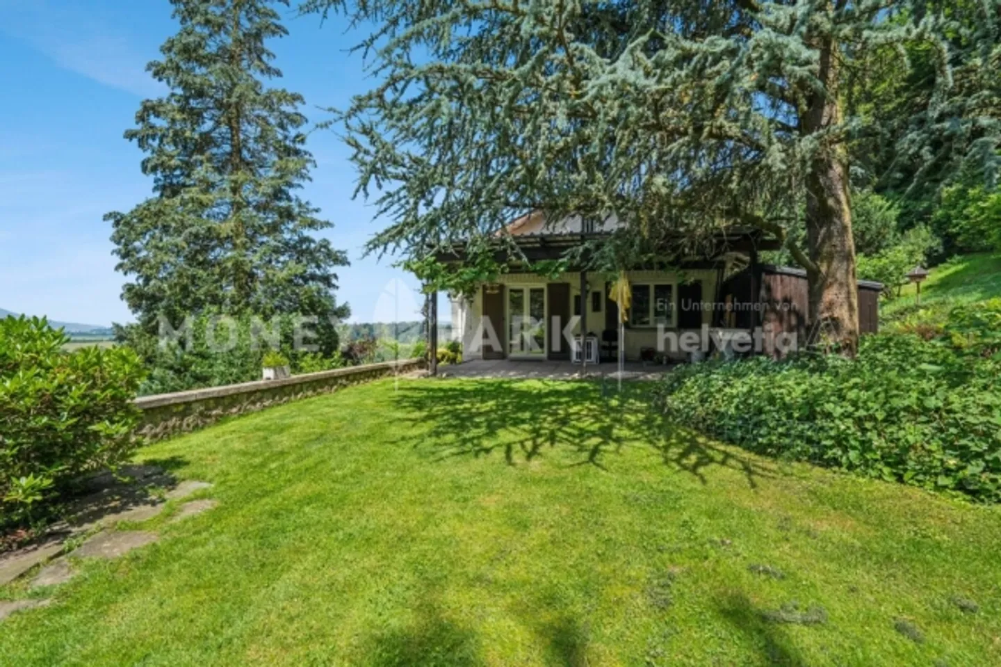 Ampia casa unifamiliare con appartamento indipendente in un ambiente naturale - Foto 8 di 13