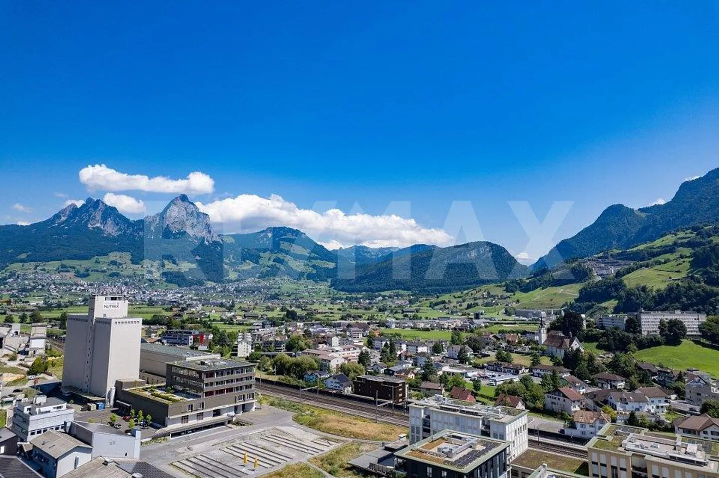 Nuova costruzione, appartamento moderno 4.5 stanze 007, 1° piano, con design degli spazi individuale, Brunnen - Foto 12 di 13