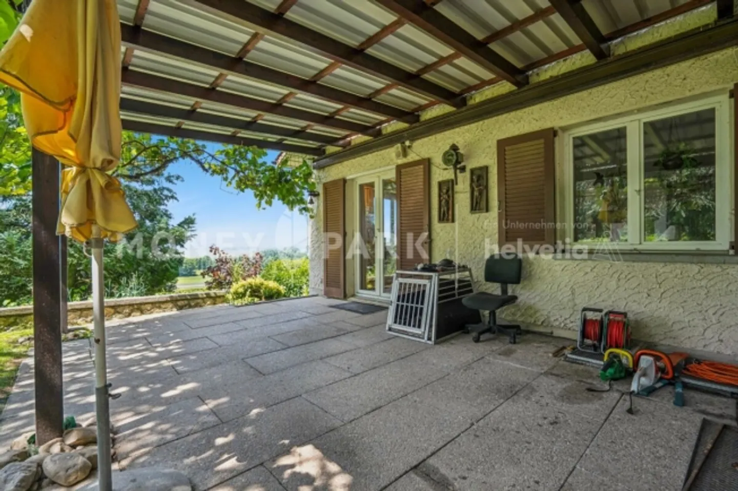 Ampia casa unifamiliare con appartamento indipendente in un ambiente naturale - Foto 11 di 13