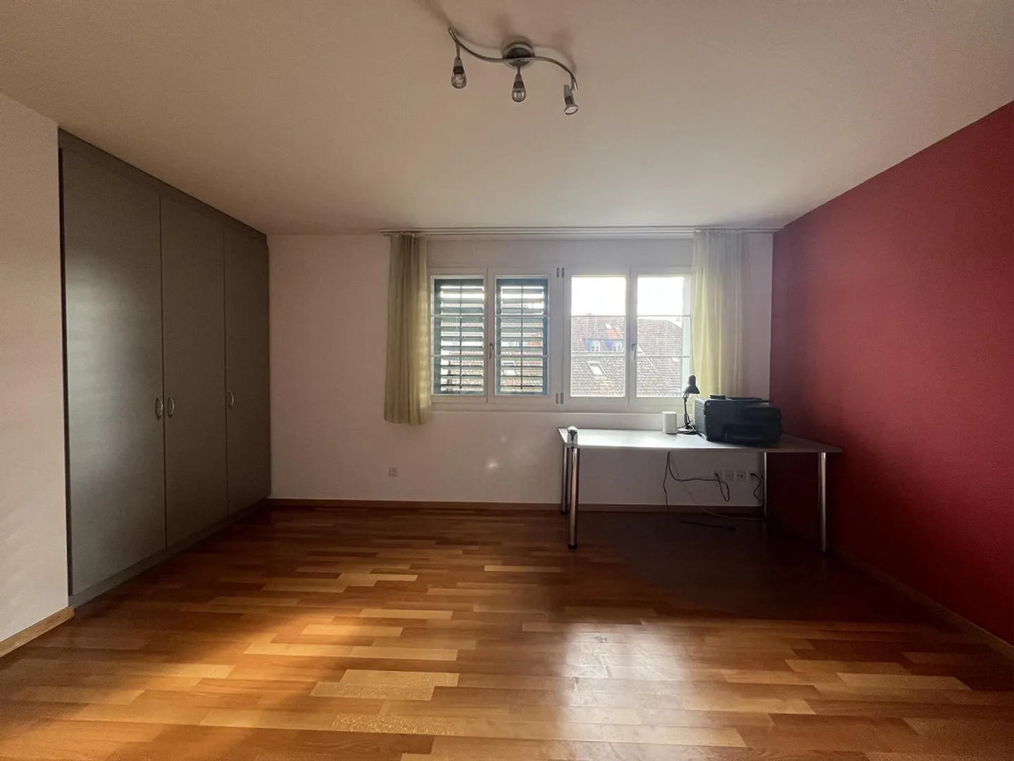 Ampia casa unifamiliare di 6,5 stanze con giardino - Foto 13 di 28