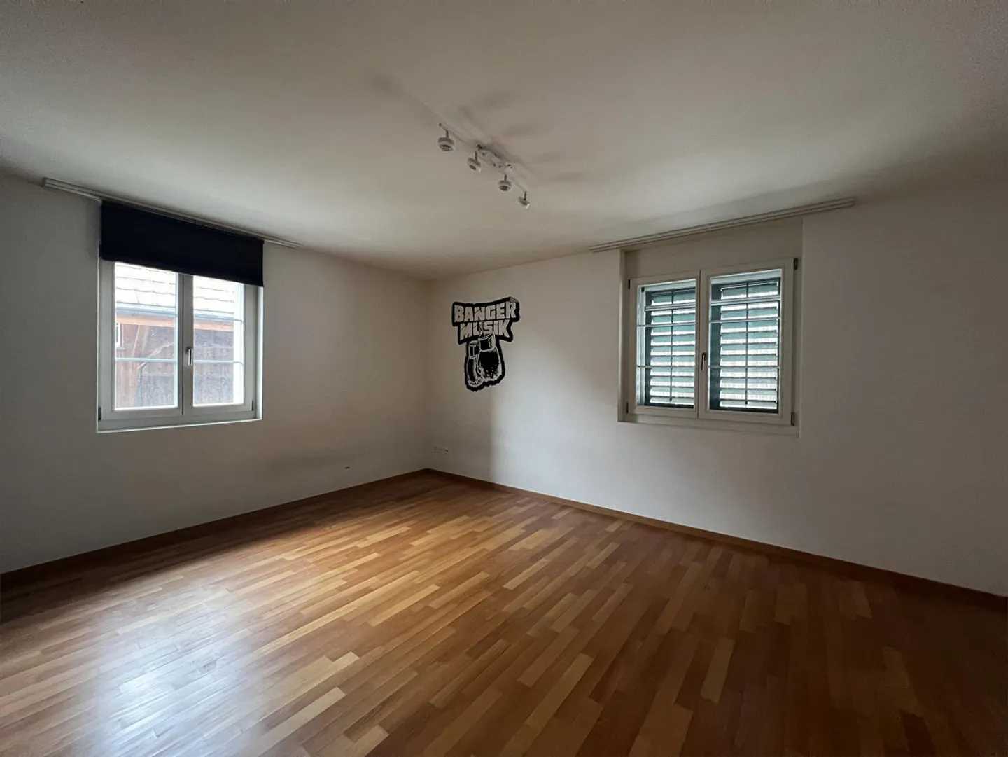 Ampia casa unifamiliare di 6,5 stanze con giardino - Foto 15 di 28