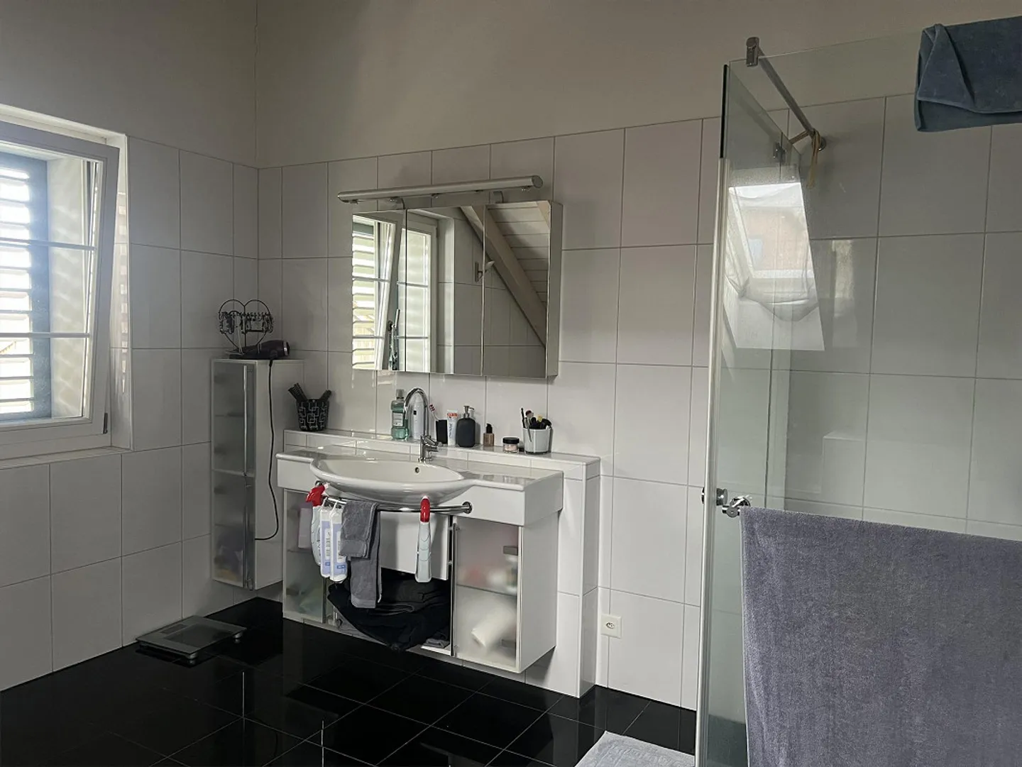 Ampia casa unifamiliare di 6,5 stanze con giardino - Foto 23 di 28