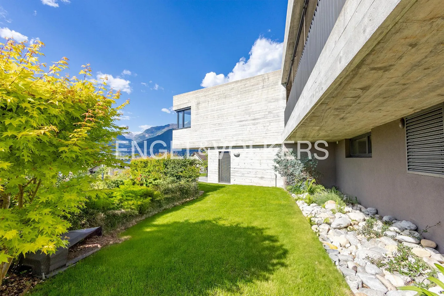 Architecture Meets Lifestyle - Photo 14 of 16