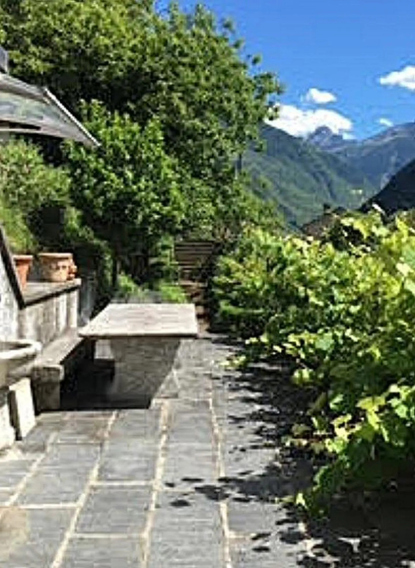 3 1/2-Room Ticino House in a Very Quiet, Sunny Location with a View - Photo 17 of 38