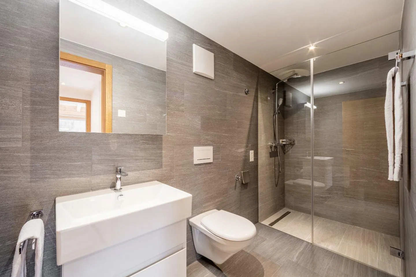 Modern Maisonette Apartment as Primary or Secondary Residence - Photo 4 of 11