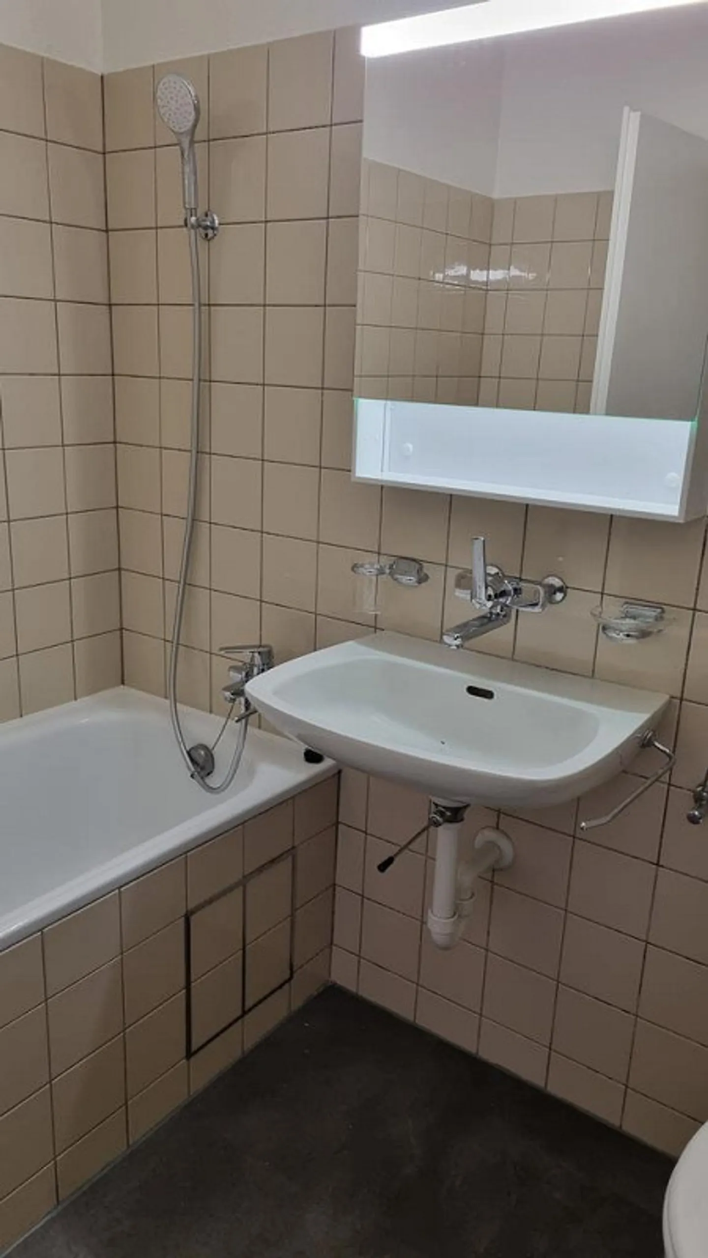 Cozy 2-room apartment in the border area - Photo 6 of 9