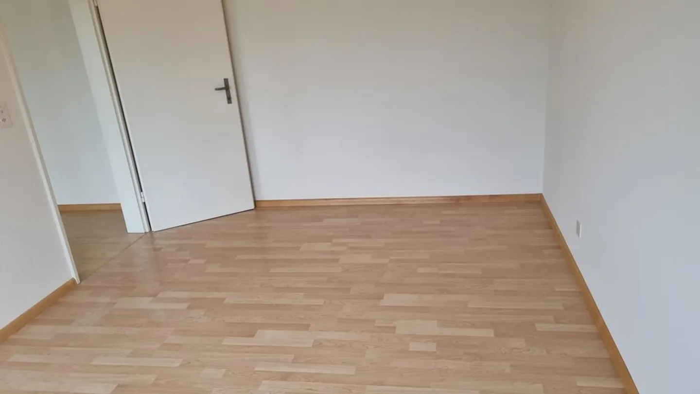 Cozy 2-room apartment in the border area - Photo 7 of 9