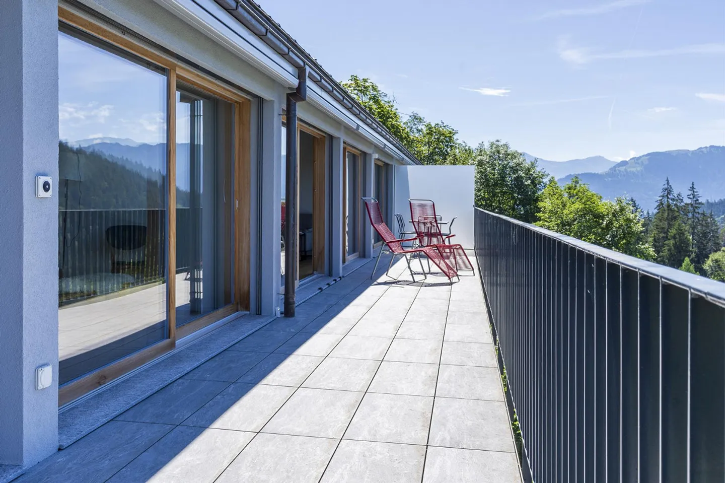 Modern Maisonette Apartment as Primary or Secondary Residence - Photo 10 of 11