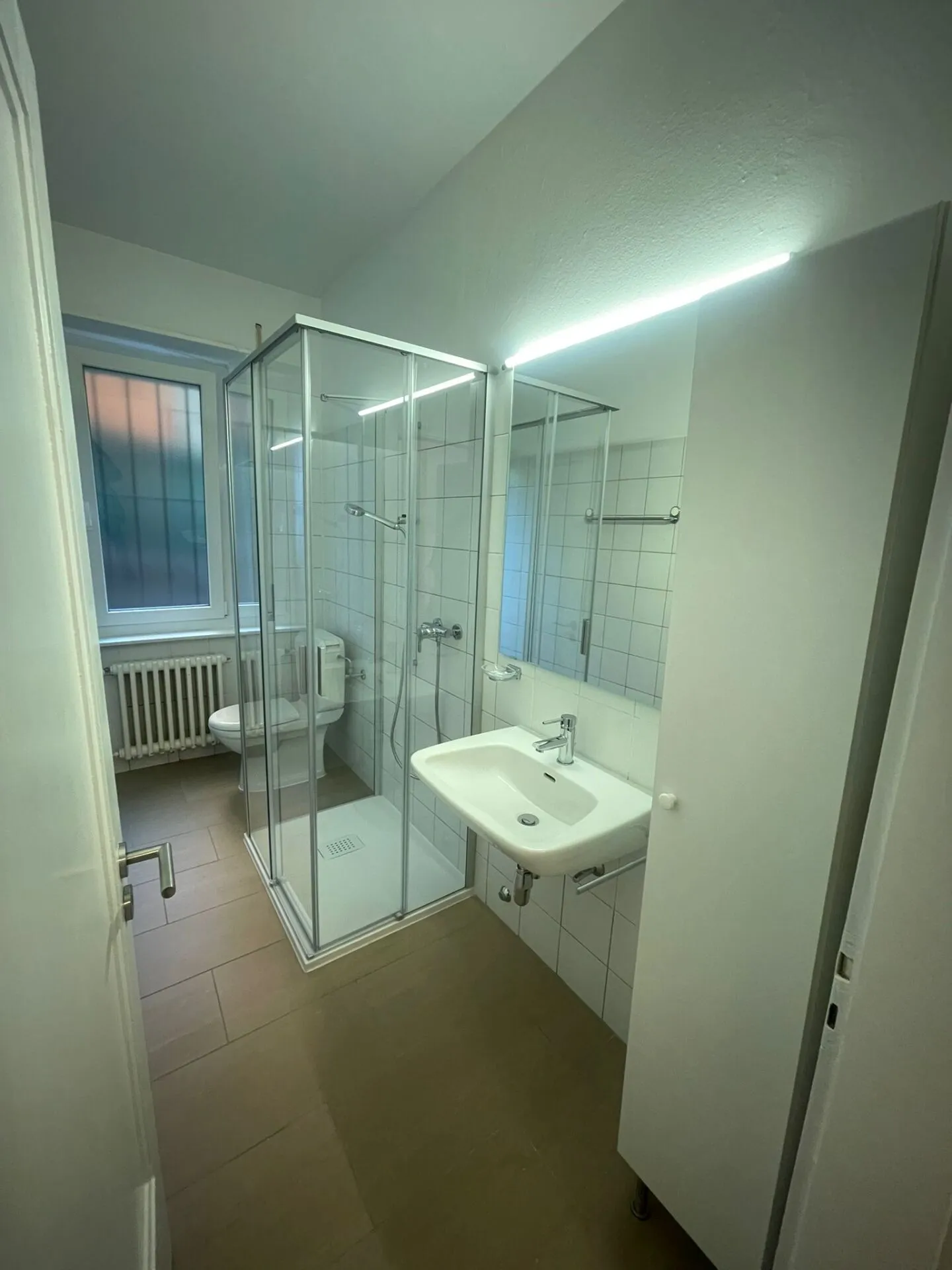 For rent, two steps from the center of Lugano, renovated 3.5-room apartment - Photo 4 of 6