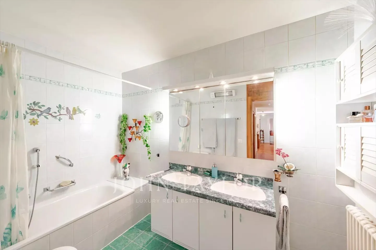 Appartement mit Terrasse und viel Charme - Foto 8 von 8