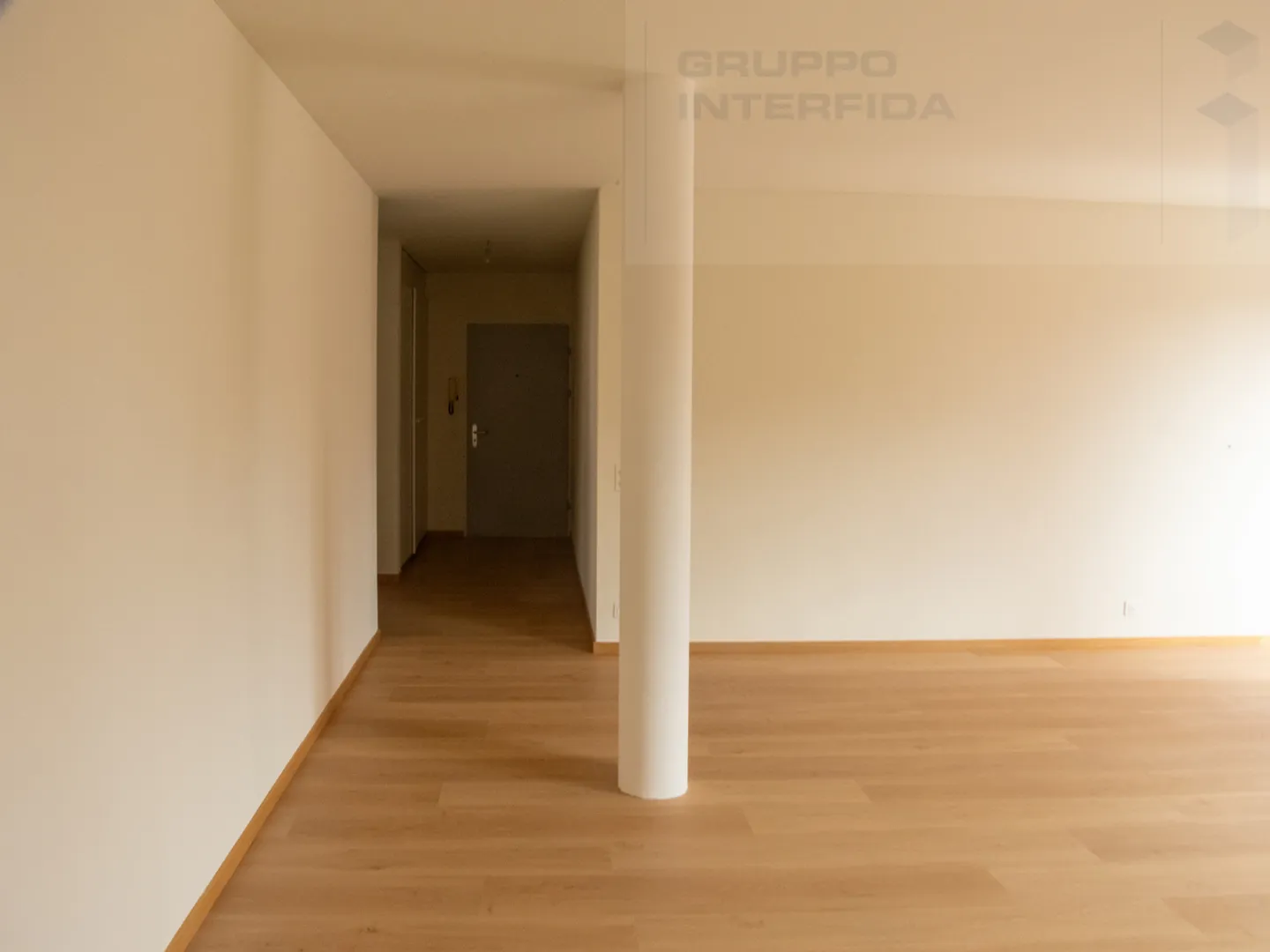 SPACIOUS AND MODERN 3.5-ROOM APARTMENT - Photo 4 of 12