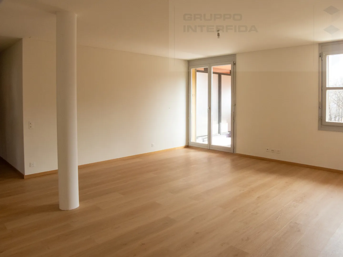 SPACIOUS AND MODERN 3.5-ROOM APARTMENT - Photo 5 of 12