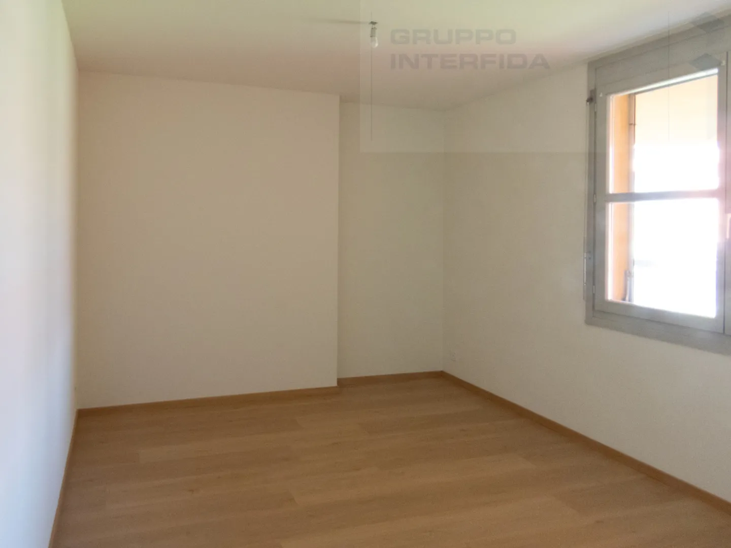 SPACIOUS AND MODERN 3.5-ROOM APARTMENT - Photo 9 of 12