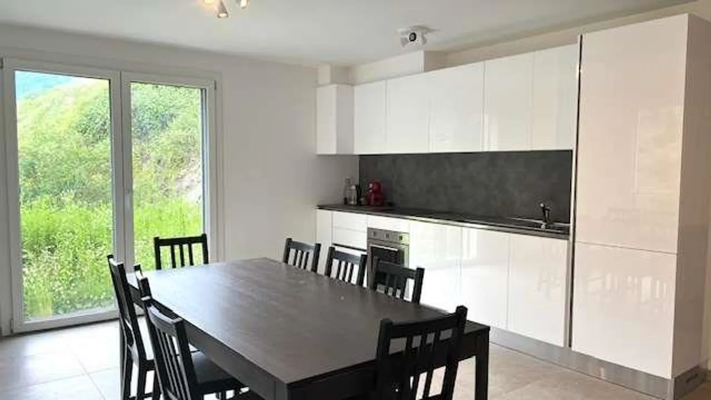Nouvel appartement de 4,5 pièces avec jardin - Photo 5 sur 13