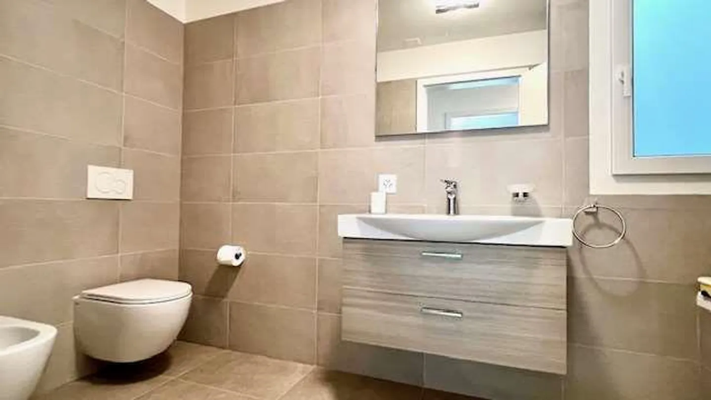 Nouvel appartement de 4,5 pièces avec jardin - Photo 11 sur 13