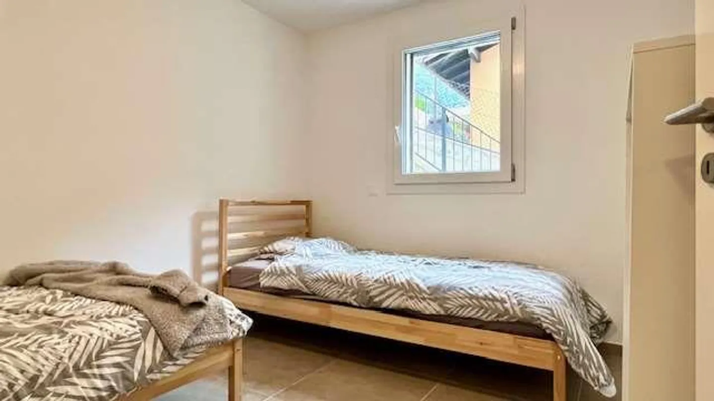 Nouvel appartement de 4,5 pièces avec jardin - Photo 12 sur 13