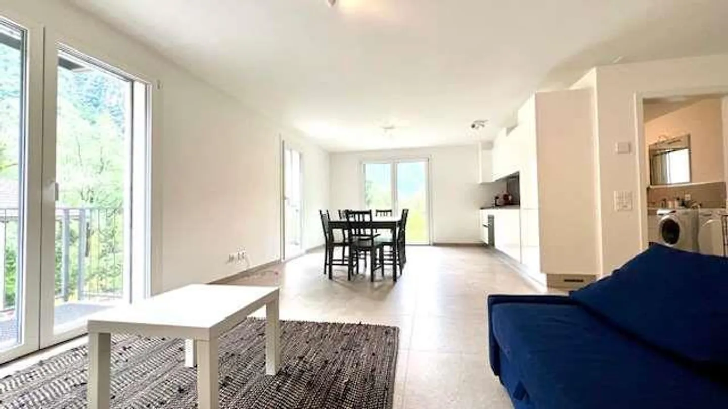 Nouvel appartement de 4,5 pièces avec jardin - Photo 1 sur 13