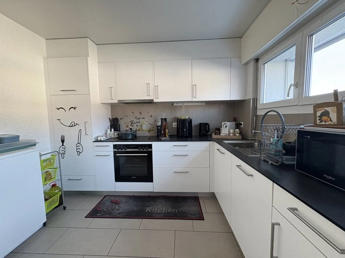 Duplex 3.5 rooms at CHF 1,550.-/month including charges - Photo 2 of 6