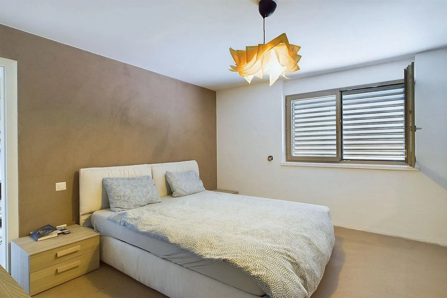 Maison unifamiliale avec bureau séparé idéale pour les familles - Photo 8 sur 10