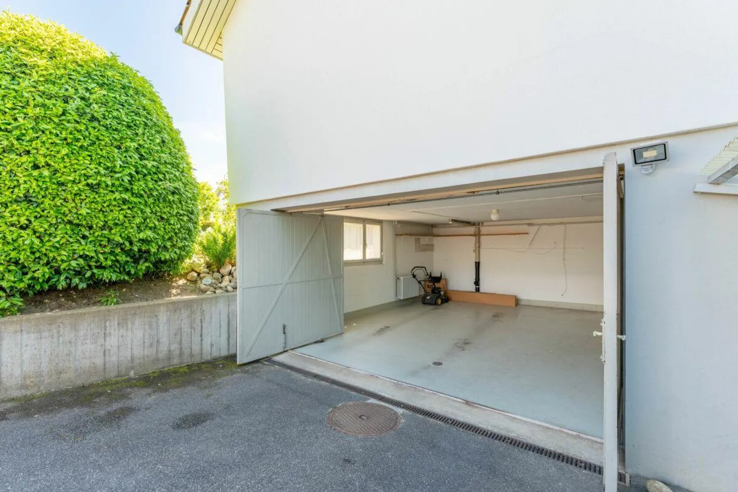 Very well-kept single-family house with phenomenal garden - Photo 4 of 15