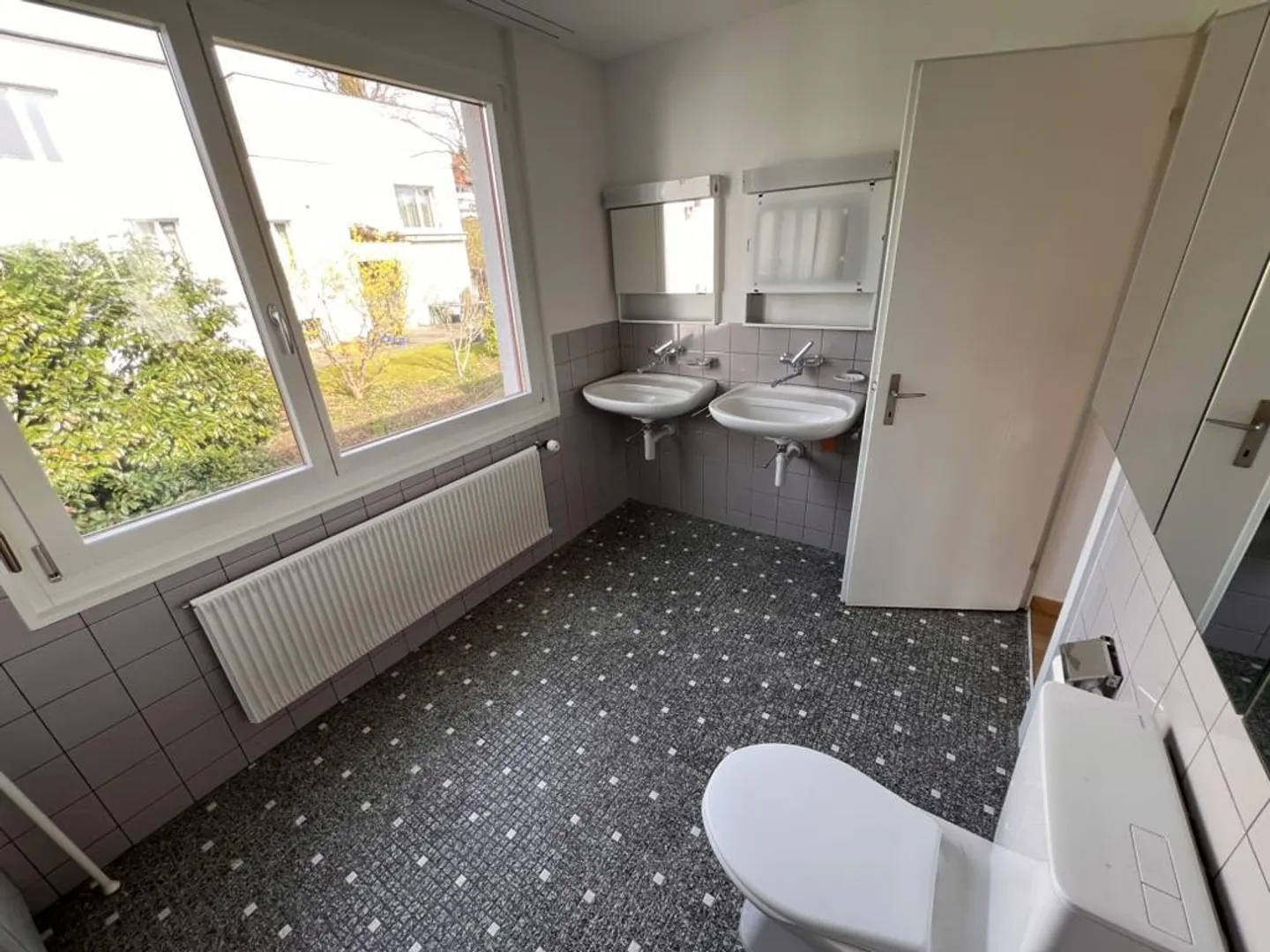 Maison à toit plat élégante - Première location après rénovation - Photo 17 sur 28