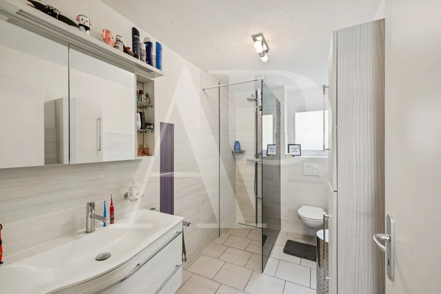 Appartement Moderne Près des Montagnes - Photo 8 sur 10
