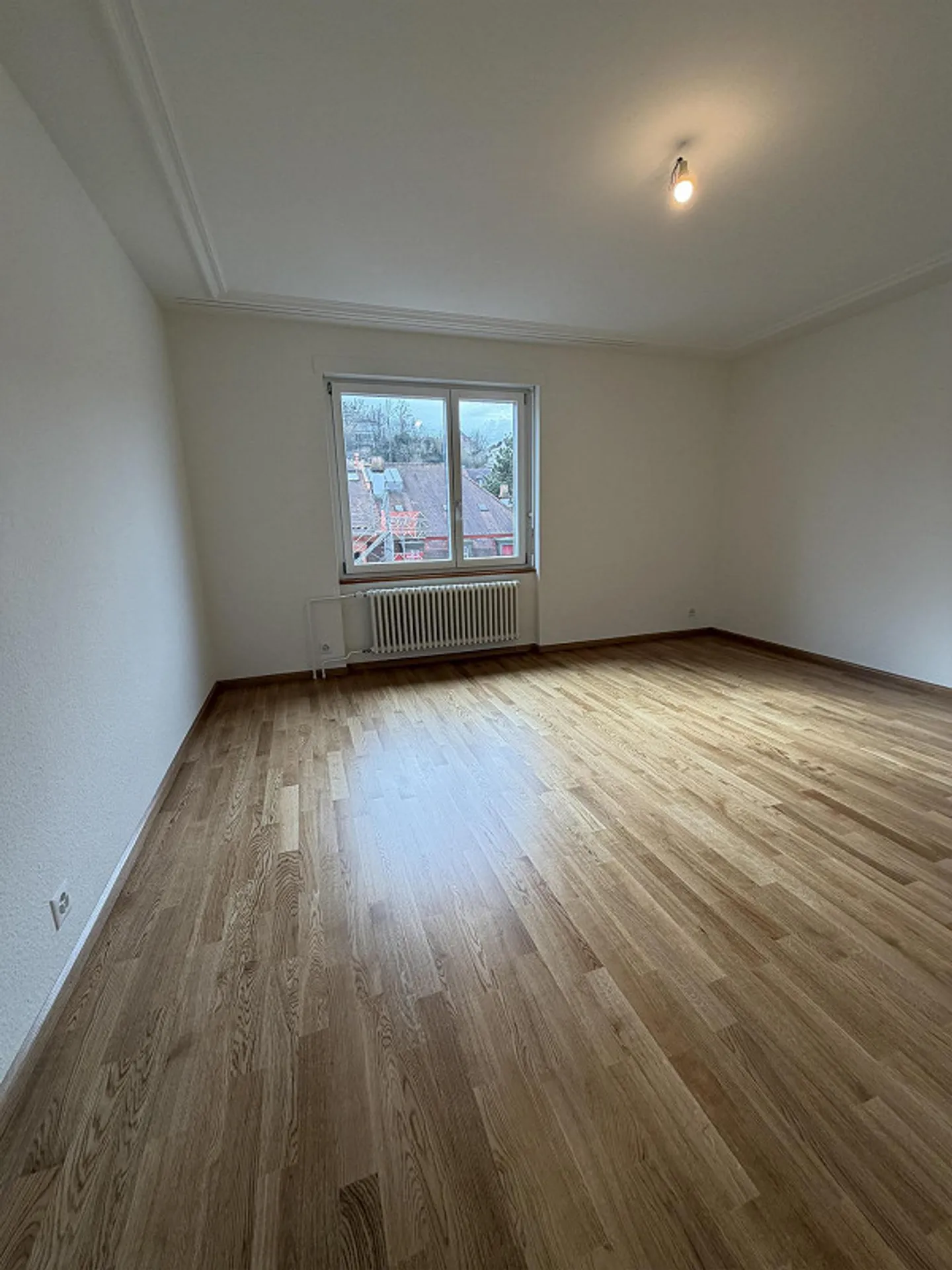 Appartamento cooperativo di 5 stanze al 4° piano - Foto 8 di 11