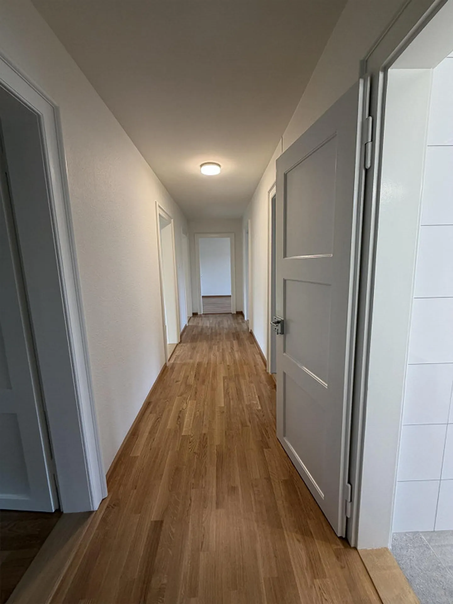 Appartamento cooperativo di 5 stanze al 4° piano - Foto 11 di 11