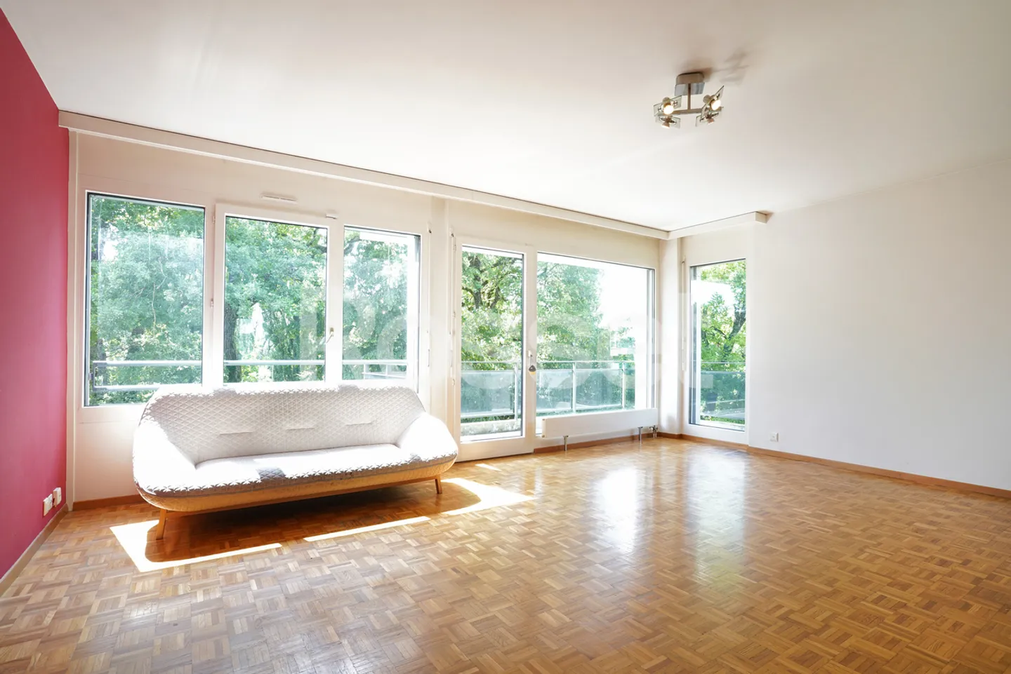 Appartement exclusif avec terrasse - Photo 3 sur 12