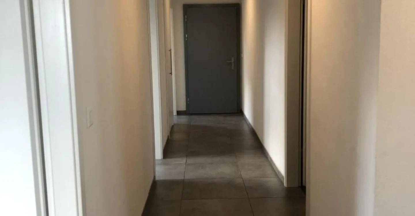 Casa di 4.5 locali al piano terra - Foto 4 di 6