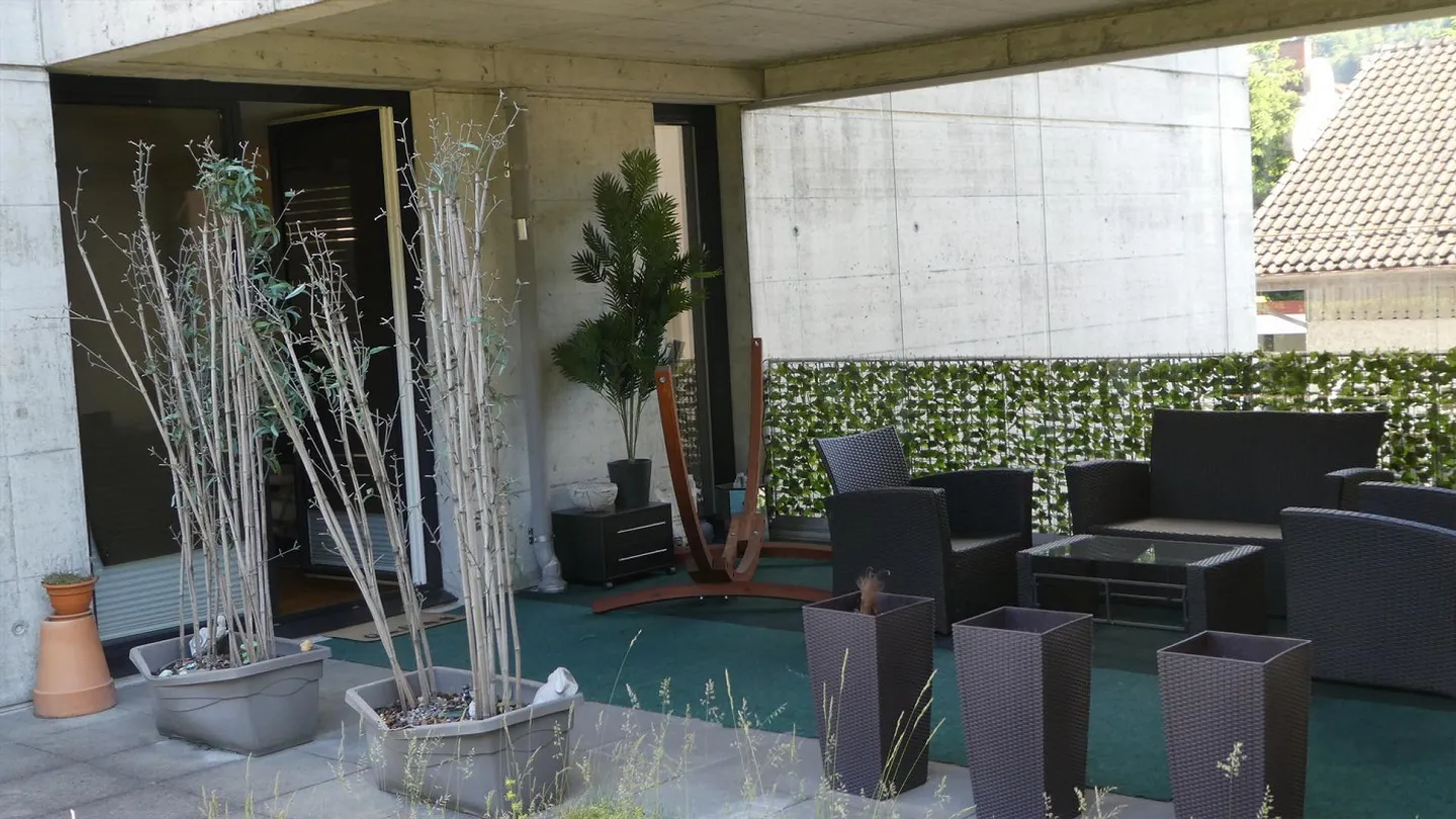 Living quietly in a central location - Photo 5 of 5