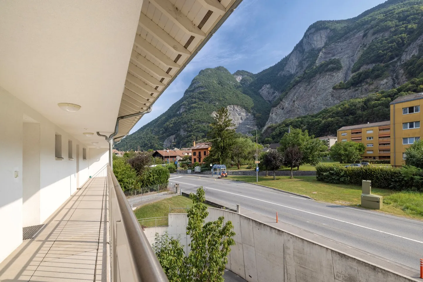 Apartment with 3.5 rooms in the heart of the village - Photo 11 of 12