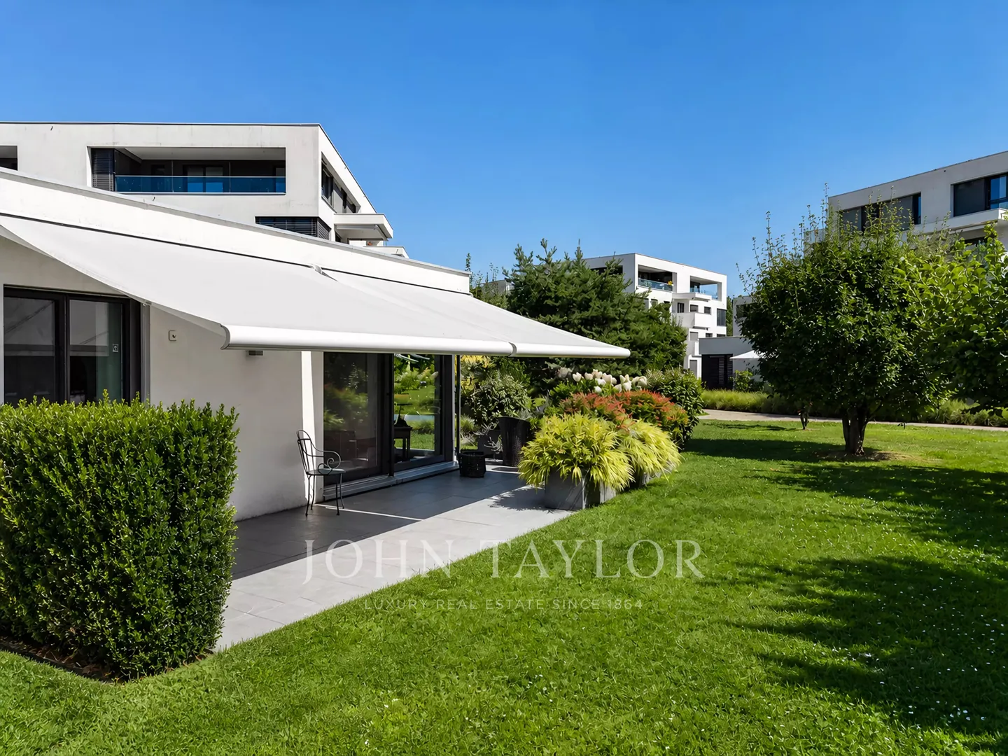 Apartment for sale - Photo 1 of 16