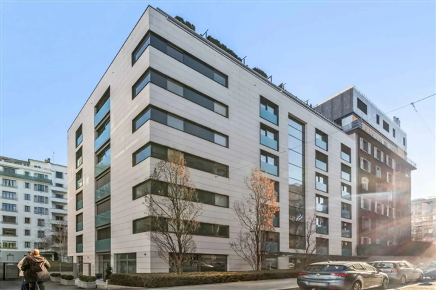 EXCLUSIVE Magnificent Apartment in a High Building - Photo 10 of 11