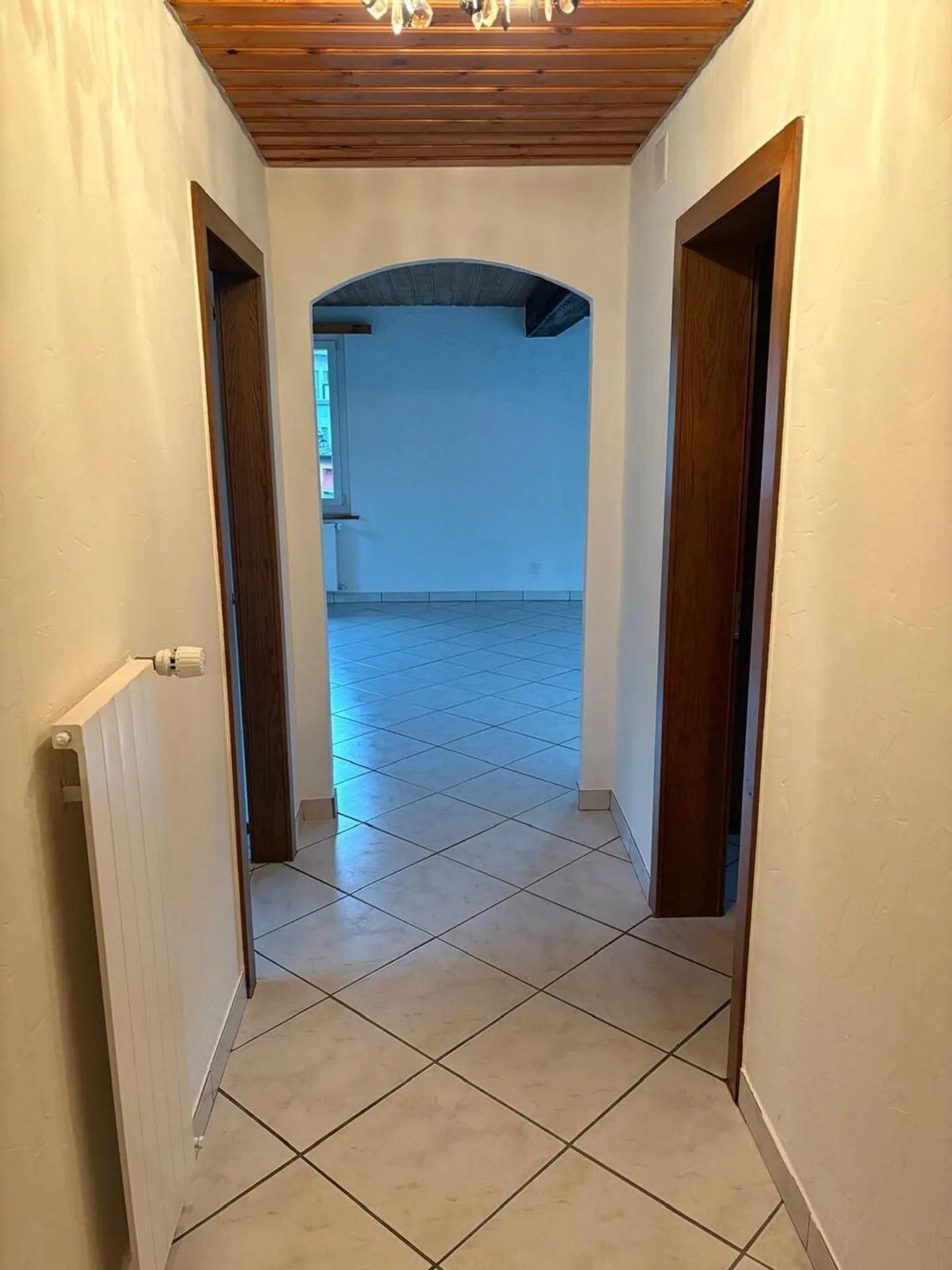 In centro con grande terrazza e stanza separata - Foto 4 di 5