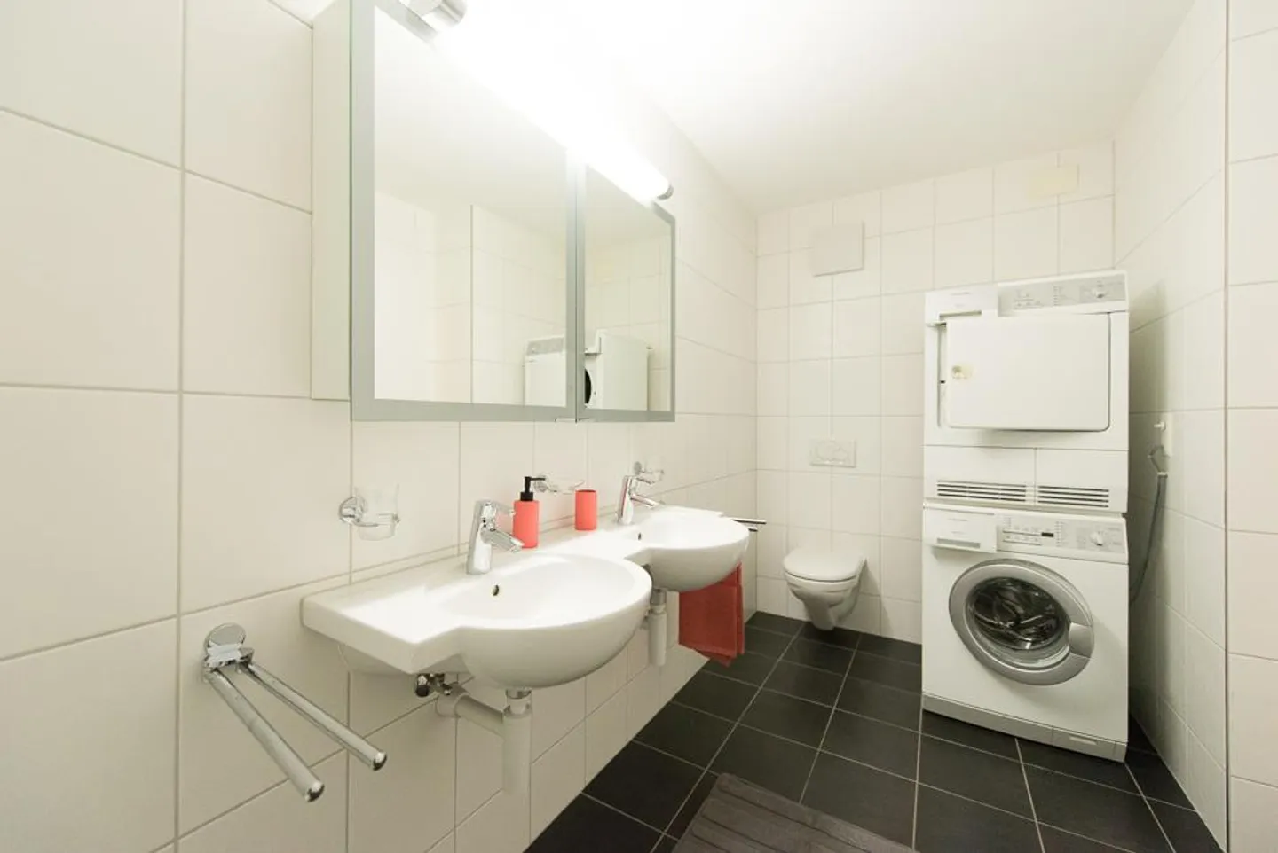 Dream apartment to feel good! - Photo 6 of 9