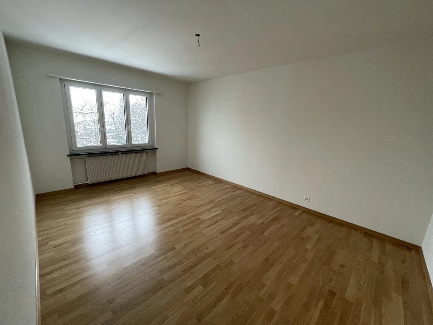 Appartamento ristrutturato di 4 stanze con camino - Foto 7 di 14