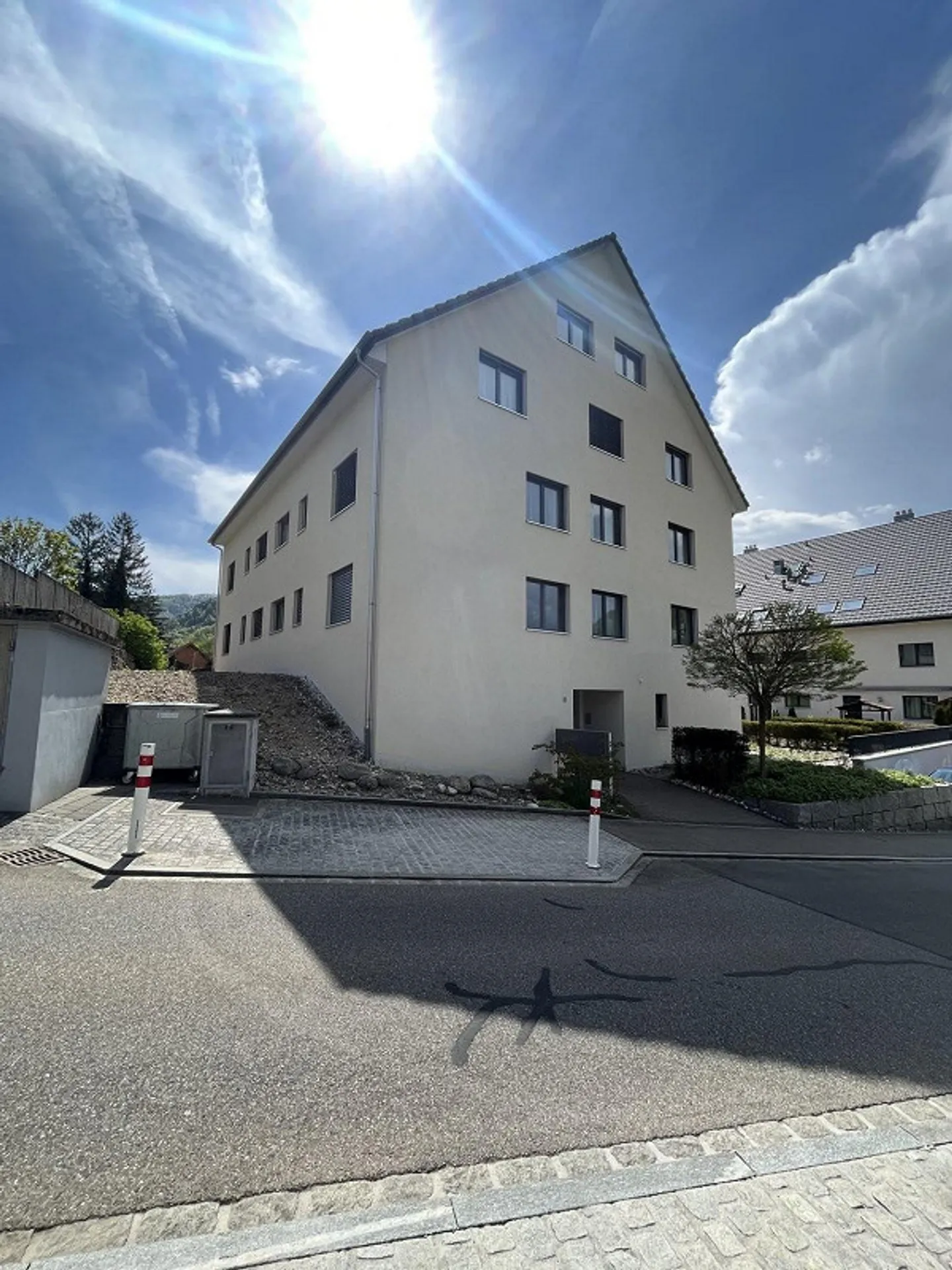 Moderno appartamento di 2,5 stanze in affitto a Oberdorf - Foto 1 di 9