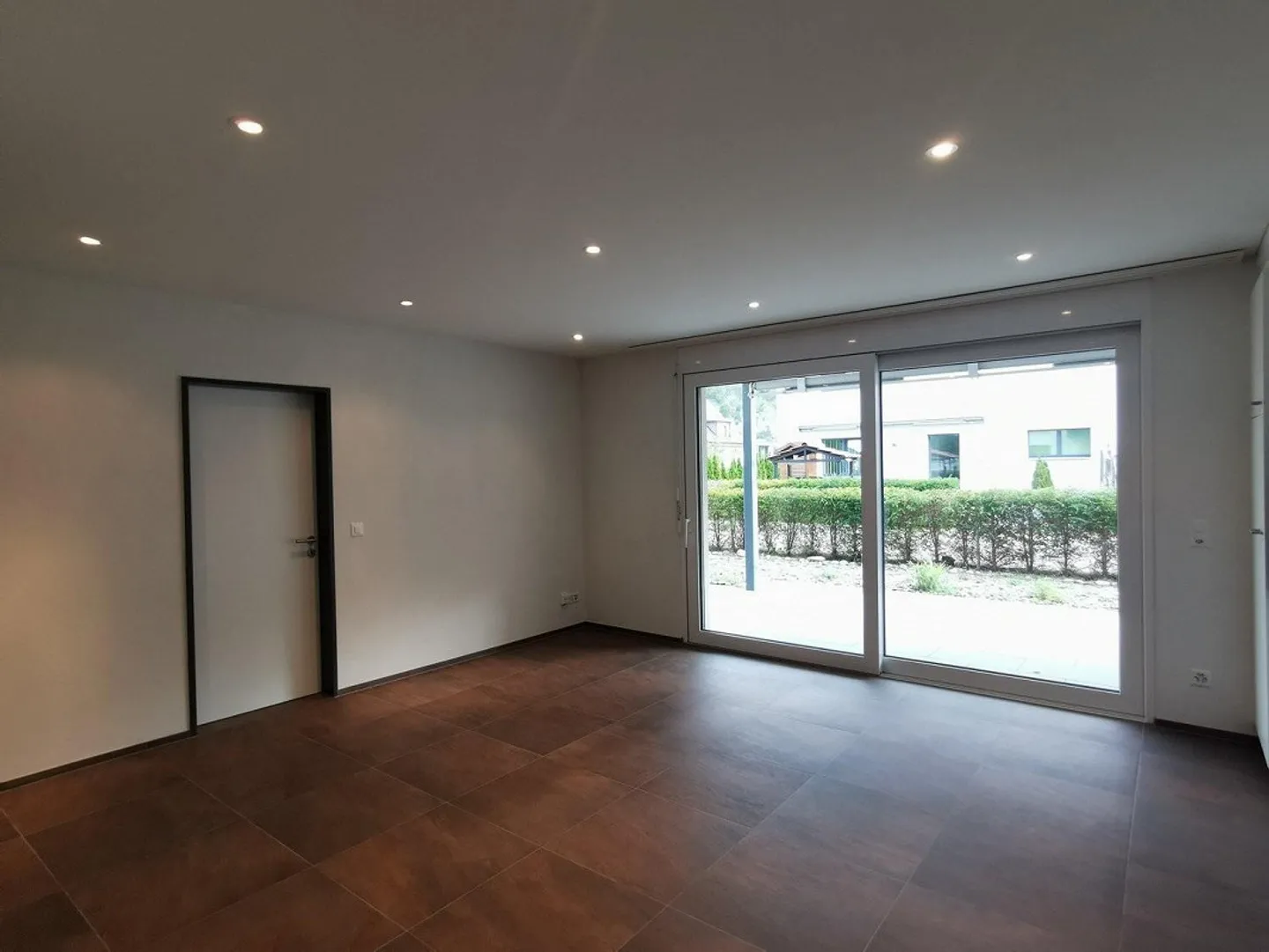 Moderno appartamento di 2,5 stanze in affitto a Oberdorf - Foto 4 di 9