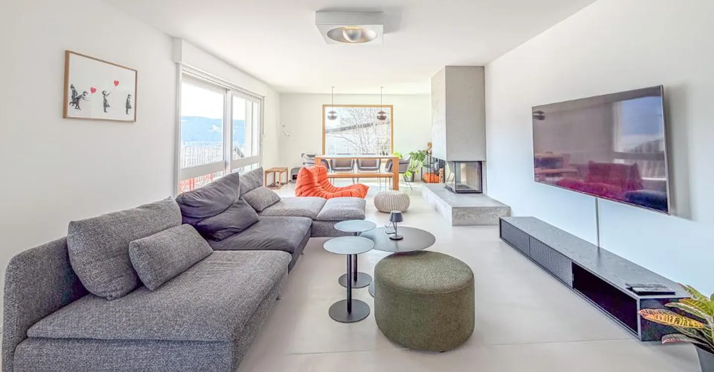 Splendide maison rénovée de 2 logements Vue dominante - Photo 1 sur 11