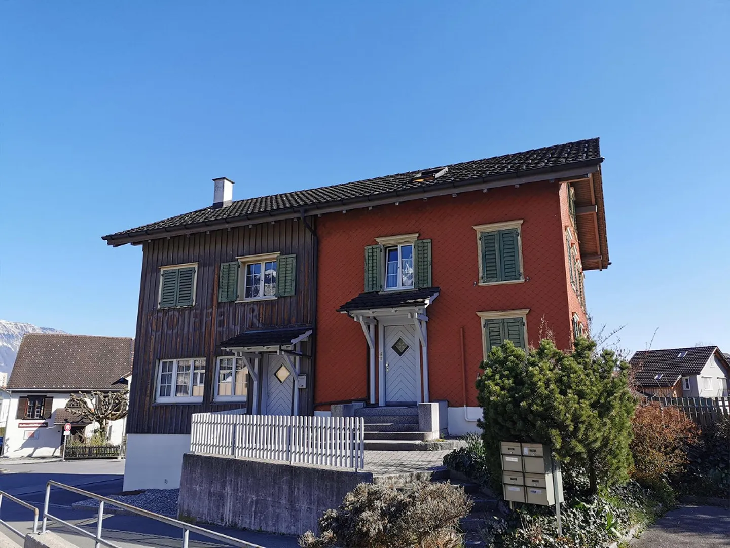 Appartamento mansardato di 2,5 stanze in centro - Foto 1 di 7